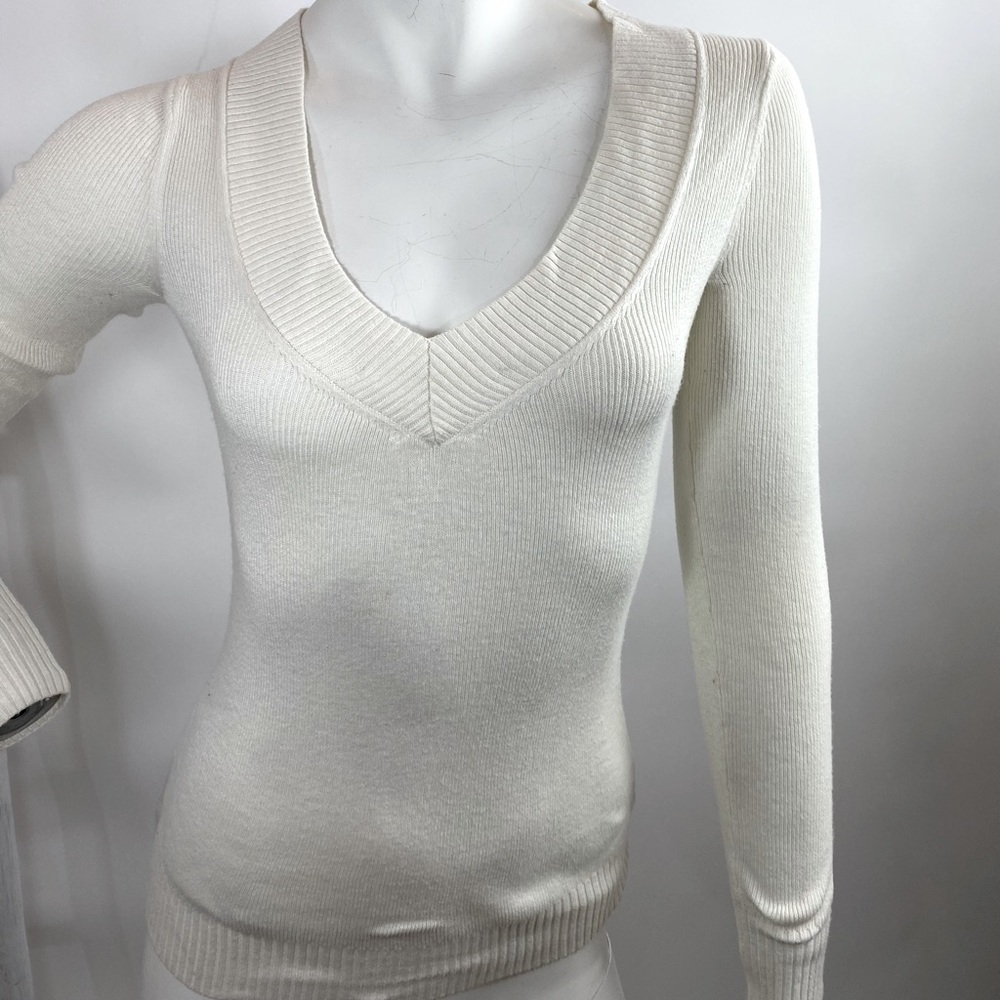 EXPRESS White Fitted Knit Sweater